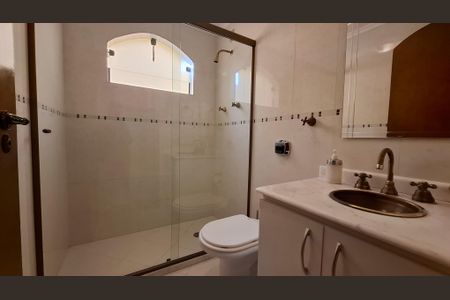 Casa à venda com 150m², 3 quartos e 5 vagasBanheiro 3