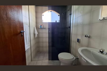Casa à venda com 150m², 3 quartos e 5 vagasBanheiro da Suíte
