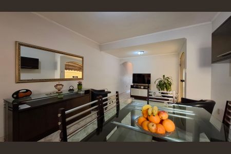 Casa à venda com 150m², 3 quartos e 5 vagasCopa