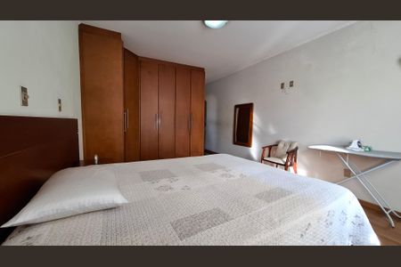 Casa à venda com 150m², 3 quartos e 5 vagasSuíte