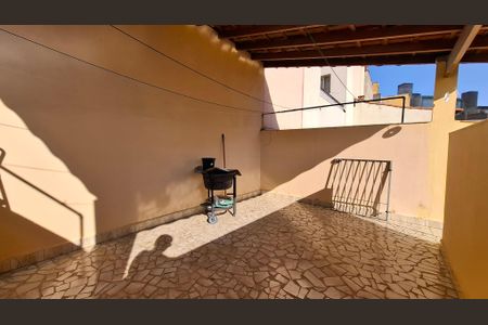 Casa à venda com 150m², 3 quartos e 5 vagasQuintal