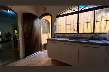 Casa à venda com 150m², 3 quartos e 5 vagasCozinha