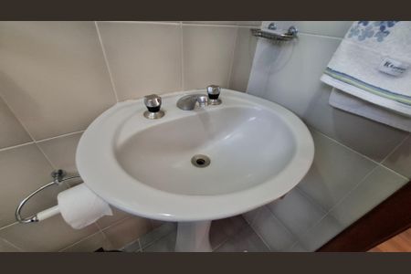 Casa à venda com 150m², 3 quartos e 5 vagasBanheiro da Suíte