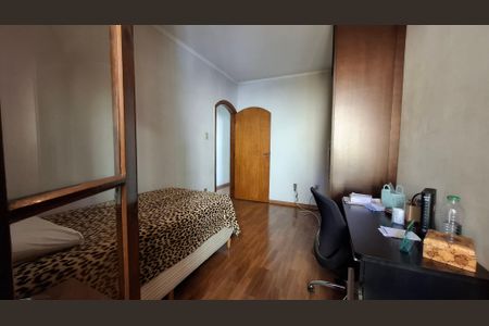 Casa à venda com 150m², 3 quartos e 5 vagasQuarto 2