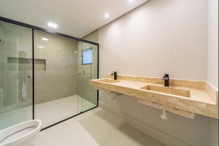 Casa à venda com 278m², 3 quartos e 4 vagasBanheiro Suíte 3