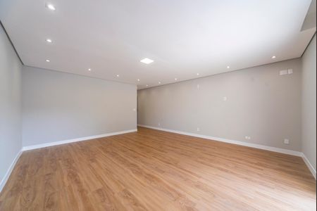 Casa à venda com 278m², 3 quartos e 4 vagasSuíte 3