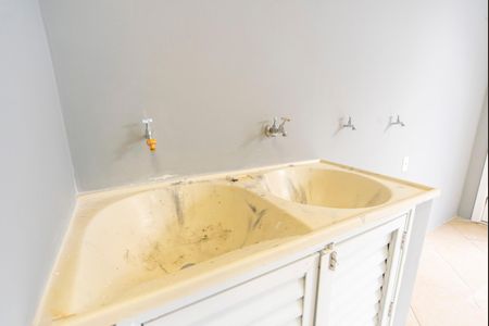 Casa à venda com 278m², 3 quartos e 4 vagas Área de Serviço