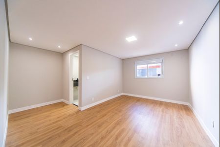 Casa à venda com 278m², 3 quartos e 4 vagasSuíte 1