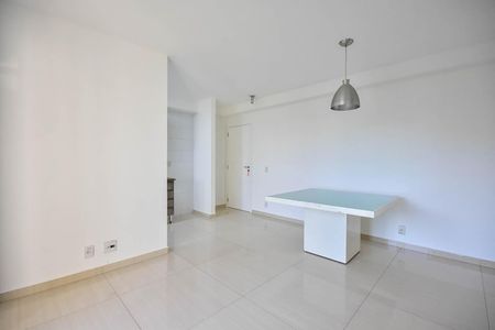 Apartamento para alugar com 72m², 3 quartos e 2 vagasSala