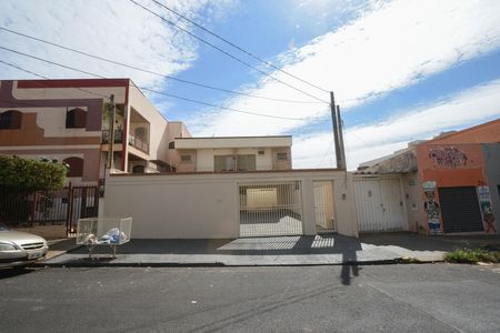 Apartamento para alugar com 34m², 1 quarto e 1 vaga Apartamento para alugar com 34m², 1 quarto e 1 vagaFachada