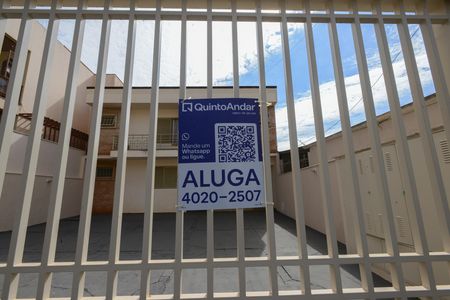 Apartamento para alugar com 34m², 1 quarto e 1 vaga Apartamento para alugar com 34m², 1 quarto e 1 vagaPlaquinha