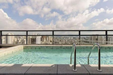 Apartamento para alugar com 39m², 1 quarto e 1 vagaPiscina