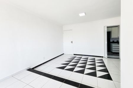 Apartamento à venda com 80m², 3 quartos e 1 vaga Apartamento à venda com 80m², 3 quartos e 1 vagaSala