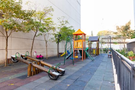 Apartamento à venda com 45m², 2 quartos e 1 vagaÁrea comum - Playground