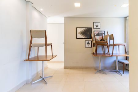 Apartamento à venda com 45m², 2 quartos e 1 vagaÁrea comum - Salão de festas