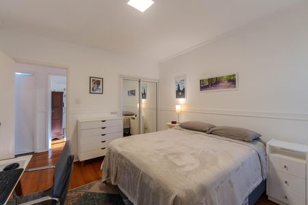 Apartamento à venda com 120m², 3 quartos e 1 vaga Apartamento à venda com 120m², 3 quartos e 1 vagaQuarto 2