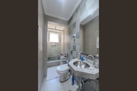 Apartamento à venda com 120m², 3 quartos e 1 vaga Apartamento à venda com 120m², 3 quartos e 1 vagaBanheiro Social