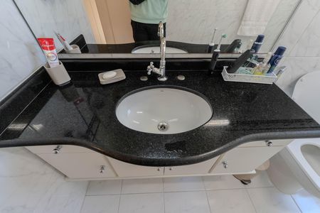 Apartamento à venda com 120m², 3 quartos e 1 vaga Apartamento à venda com 120m², 3 quartos e 1 vagaBanheiro Social