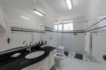 Apartamento à venda com 120m², 3 quartos e 1 vaga Apartamento à venda com 120m², 3 quartos e 1 vagaBanheiro Social