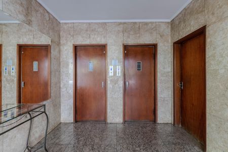 Apartamento à venda com 120m², 3 quartos e 1 vaga Apartamento à venda com 120m², 3 quartos e 1 vagaHall de entrada