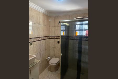 Casa à venda com 264m², 4 quartos e 3 vagas Casa à venda com 264m², 4 quartos e 3 vagasBanheiro 2