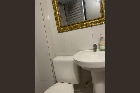 Casa à venda com 264m², 4 quartos e 3 vagas Casa à venda com 264m², 4 quartos e 3 vagasBanheiro 4