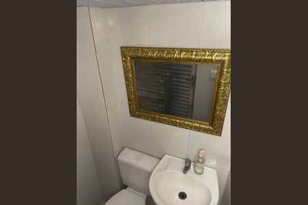 Casa à venda com 264m², 4 quartos e 3 vagas Casa à venda com 264m², 4 quartos e 3 vagasBanheiro 4