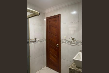 Casa à venda com 264m², 4 quartos e 3 vagas Casa à venda com 264m², 4 quartos e 3 vagasBanheiro 1
