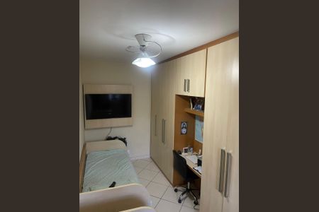 Casa à venda com 264m², 4 quartos e 3 vagas Casa à venda com 264m², 4 quartos e 3 vagasQuarto 2