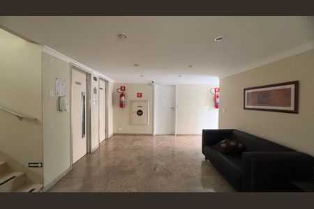 Apartamento à venda com 60m², 2 quartos e 1 vagaHall de entrada