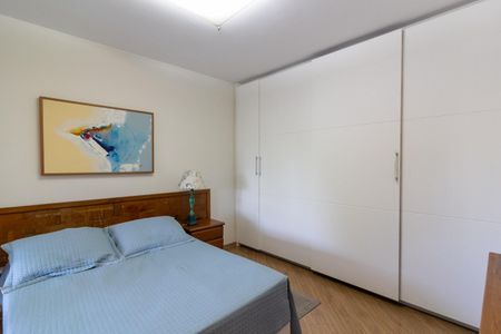 Apartamento à venda com 105m², 2 quartos e 2 vagas Apartamento à venda com 105m², 2 quartos e 2 vagasSuíte 1