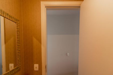 Apartamento à venda com 105m², 2 quartos e 2 vagas Apartamento à venda com 105m², 2 quartos e 2 vagasLavabo da Sala de Estar