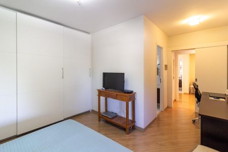 Apartamento à venda com 105m², 2 quartos e 2 vagas Apartamento à venda com 105m², 2 quartos e 2 vagasSuíte 1
