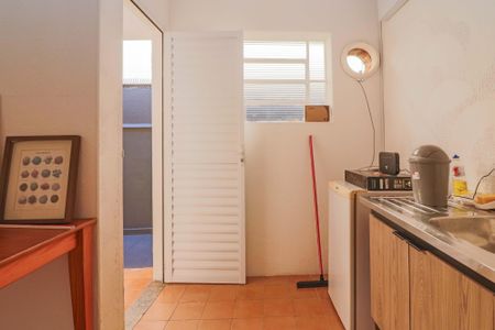 Studio para alugar com 25m², 1 quarto e sem vaga Studio para alugar com 25m², 1 quarto e sem vagaCozinha