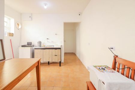 Studio para alugar com 25m², 1 quarto e sem vaga Studio para alugar com 25m², 1 quarto e sem vagaCozinha