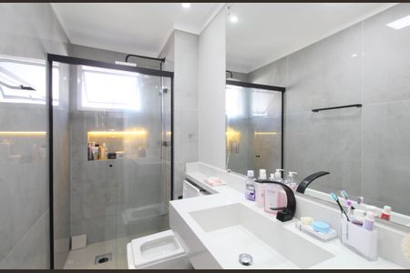 Apartamento à venda com 84m², 3 quartos e 2 vagasBanheiro da Suíte