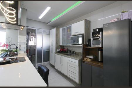 Apartamento à venda com 84m², 3 quartos e 2 vagasCozinha