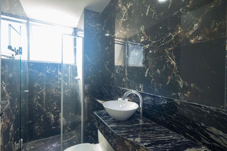 Apartamento para alugar com 57m², 2 quartos e 1 vagaBanheiro Social