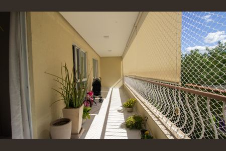 Apartamento à venda com 100m², 3 quartos e 2 vagasVaranda