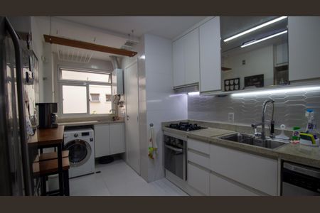 Apartamento à venda com 100m², 3 quartos e 2 vagasCozinha e Área de Serviço