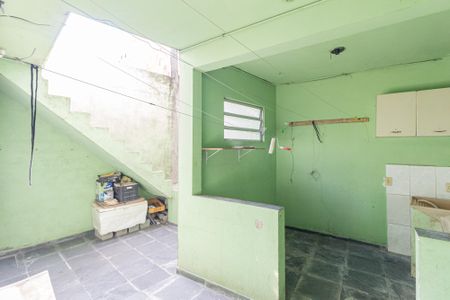 Casa à venda com 183m², 4 quartos e 1 vagaÁrea de serviço