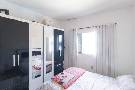 Casa à venda com 183m², 4 quartos e 1 vagaQuarto 1