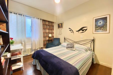 Apartamento à venda com 140m², 3 quartos e 2 vagas Apartamento à venda com 140m², 3 quartos e 2 vagasQuarto 2