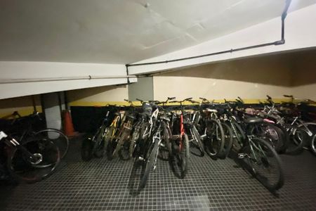 Apartamento à venda com 140m², 3 quartos e 2 vagas Apartamento à venda com 140m², 3 quartos e 2 vagasGaragem