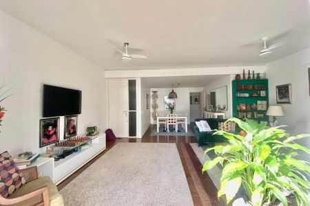 Apartamento à venda com 140m², 3 quartos e 2 vagas Apartamento à venda com 140m², 3 quartos e 2 vagasSala