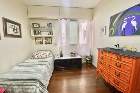 Apartamento à venda com 140m², 3 quartos e 2 vagas Apartamento à venda com 140m², 3 quartos e 2 vagasQuarto 1