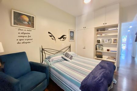 Apartamento à venda com 140m², 3 quartos e 2 vagas Apartamento à venda com 140m², 3 quartos e 2 vagasQuarto 2