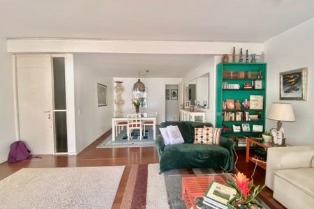 Apartamento à venda com 140m², 3 quartos e 2 vagas Apartamento à venda com 140m², 3 quartos e 2 vagasSala