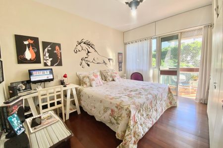 Apartamento à venda com 140m², 3 quartos e 2 vagas Apartamento à venda com 140m², 3 quartos e 2 vagasSuíte 3