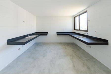 Apartamento para alugar com 84m², 2 quartos e 2 vagasCozinha